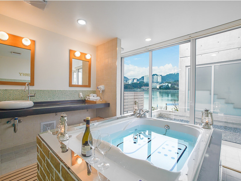 18 통영 - 모노퍼니펜션.jpg