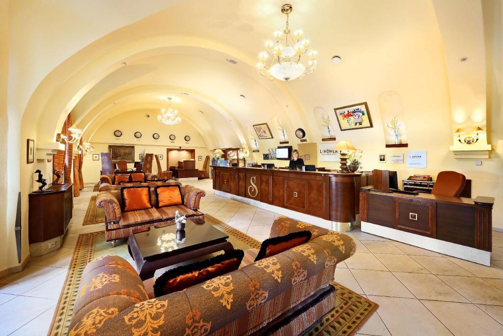 lindner-hotel-prague-castle-2.jpg