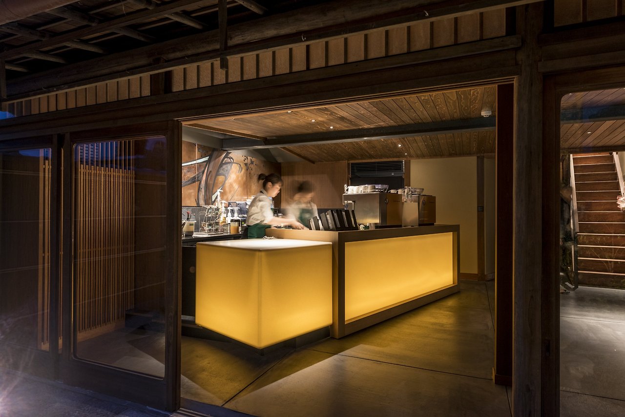 스타벅스 니넨자카 야사카차야점2.jpg