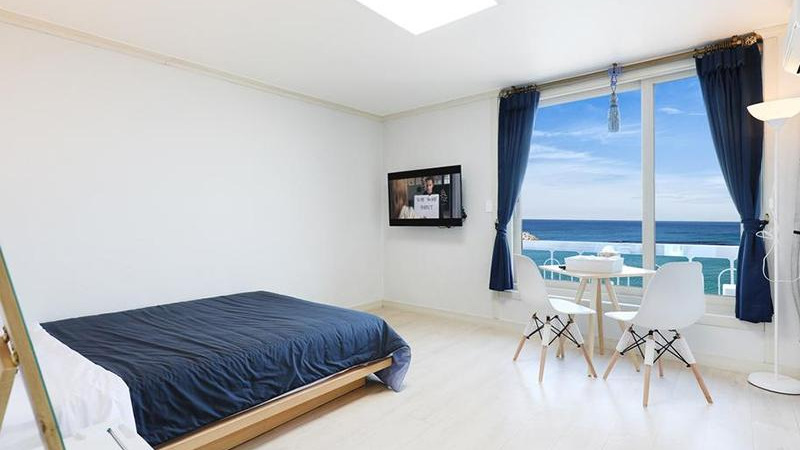 01 속초 - 미스터 슬로우펜션.jpg