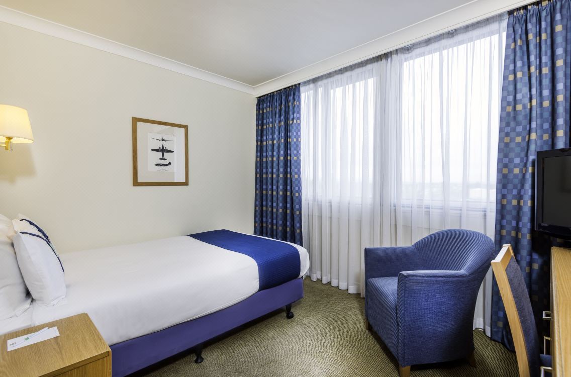 홀리데이 인 런던 히드로 (7).jpg