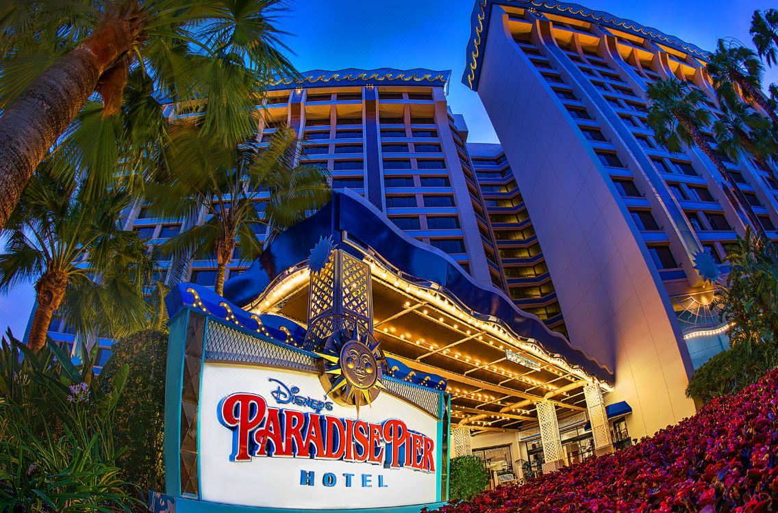 디즈니스 파라다이스 피어 호텔 (1).jpg