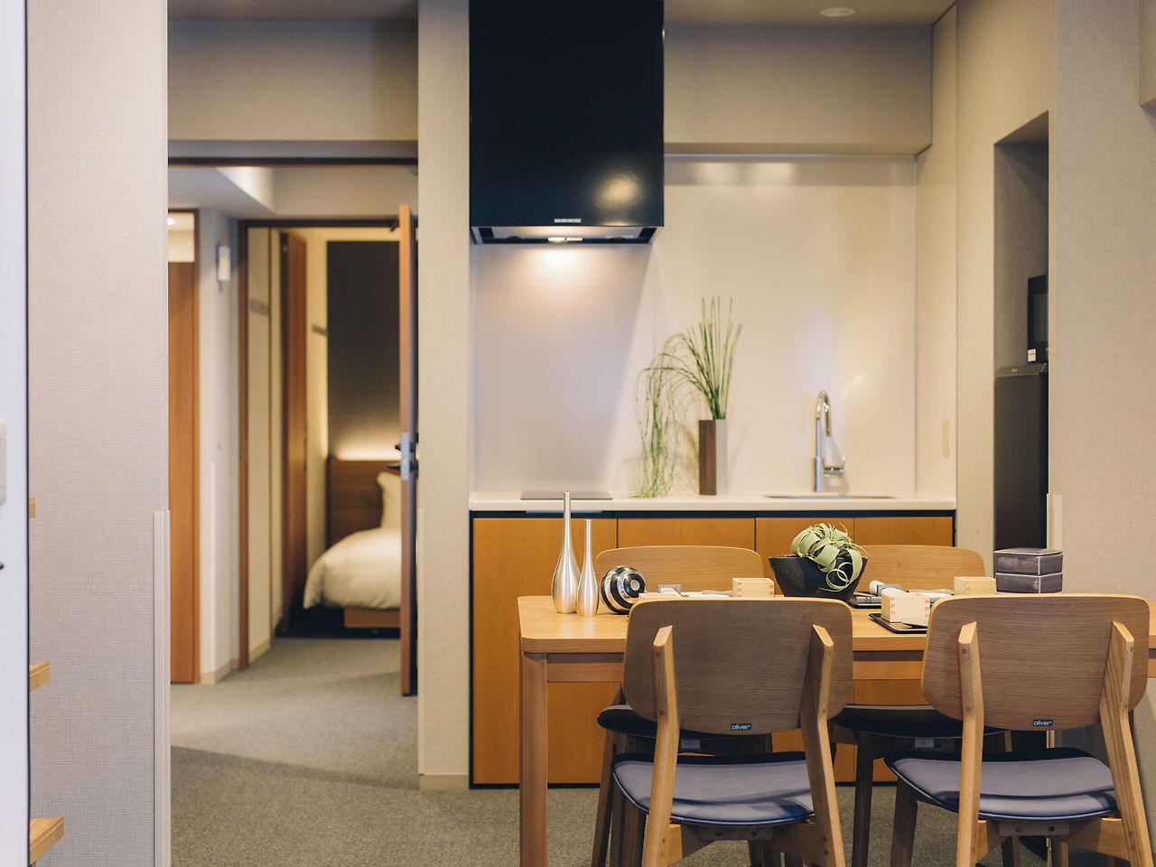 2_교토4인호텔_미마루 스위트 교토 시조 (2).jpg