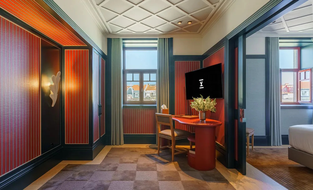 3_포르투여행_디 에디토리 불러바드 알리아도스 호텔 (2).jpg