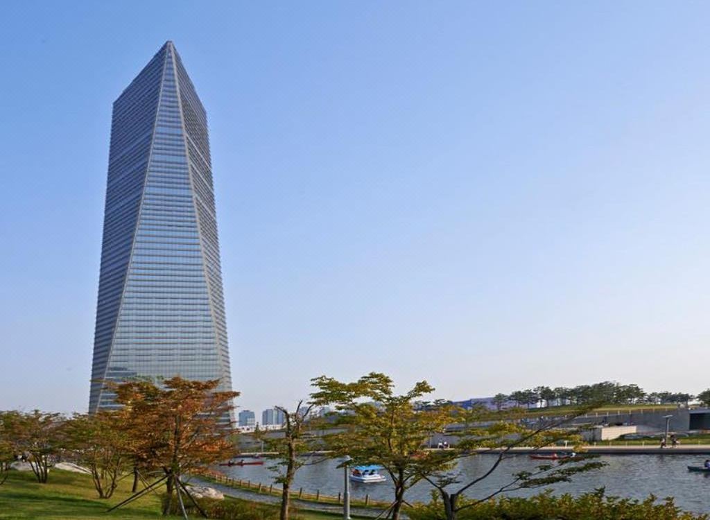 오크우드 외관.jpg