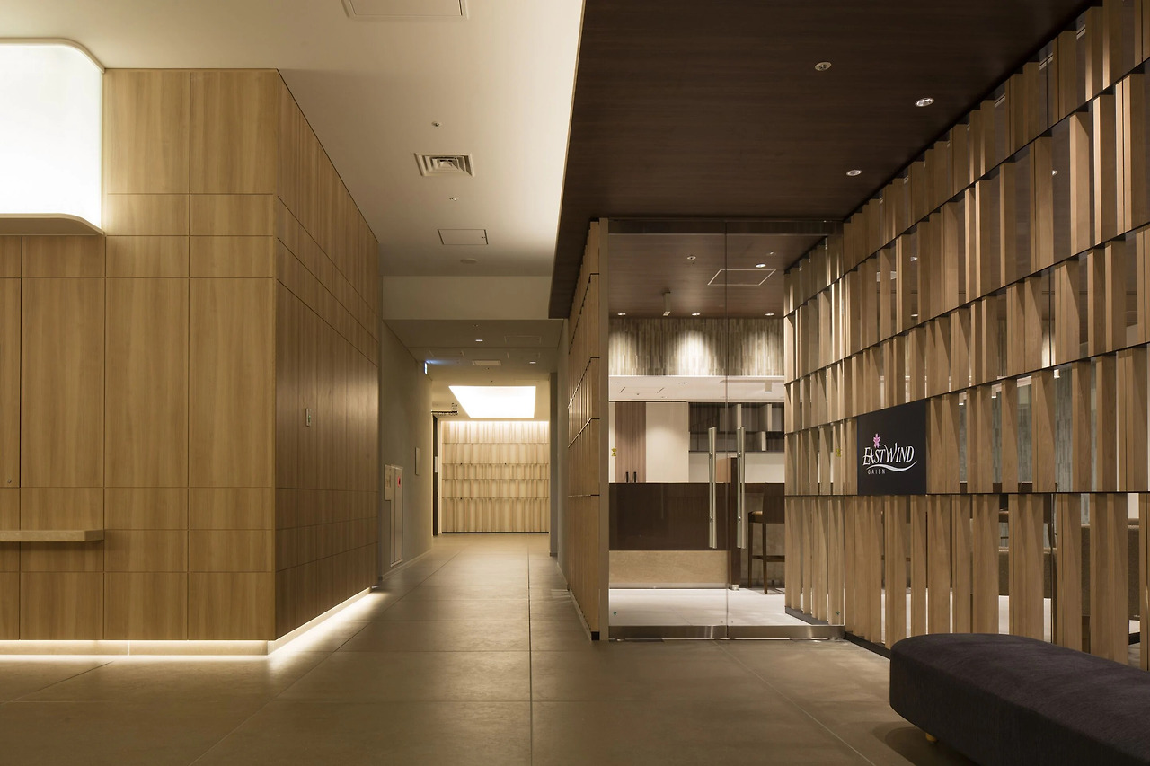 닛폰 세이넨칸 호텔 로비3.jpg