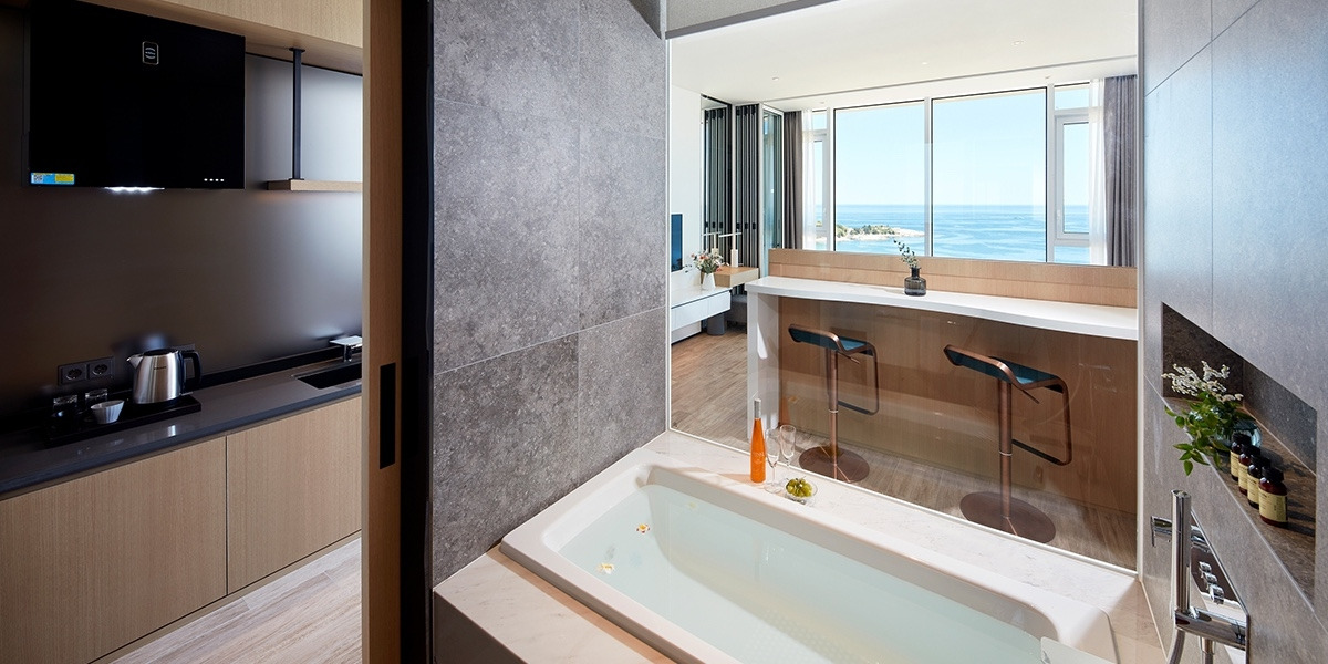 르네 블루 바이 워커힐_4.jpg