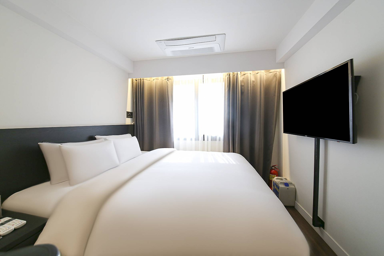 모옌호텔 속초 (3).jpg