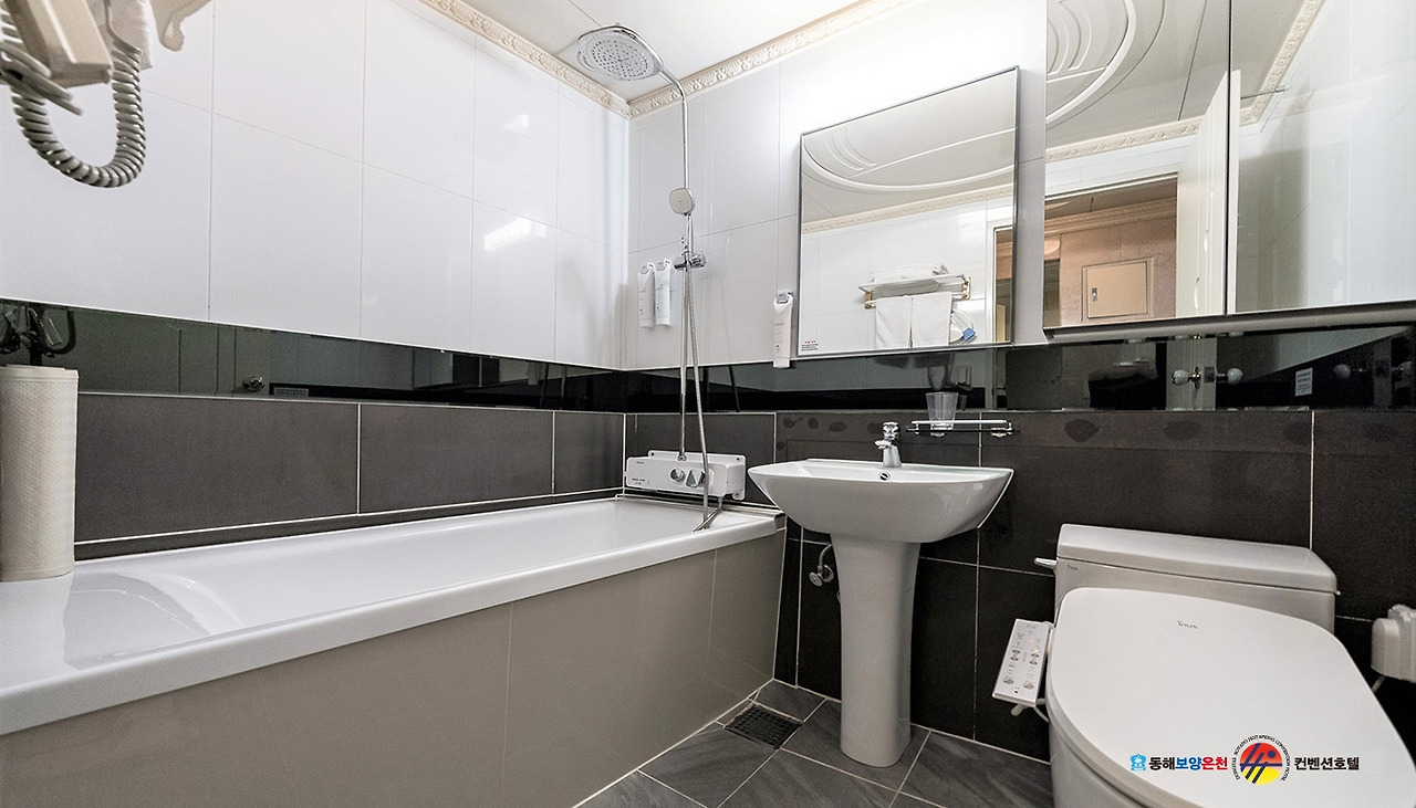 동해 보양온천컨벤션호텔 (7).jpg