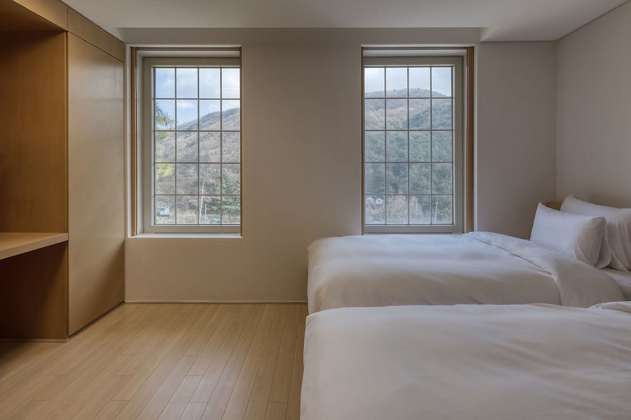 웨스트오브가나안 (3).jpg