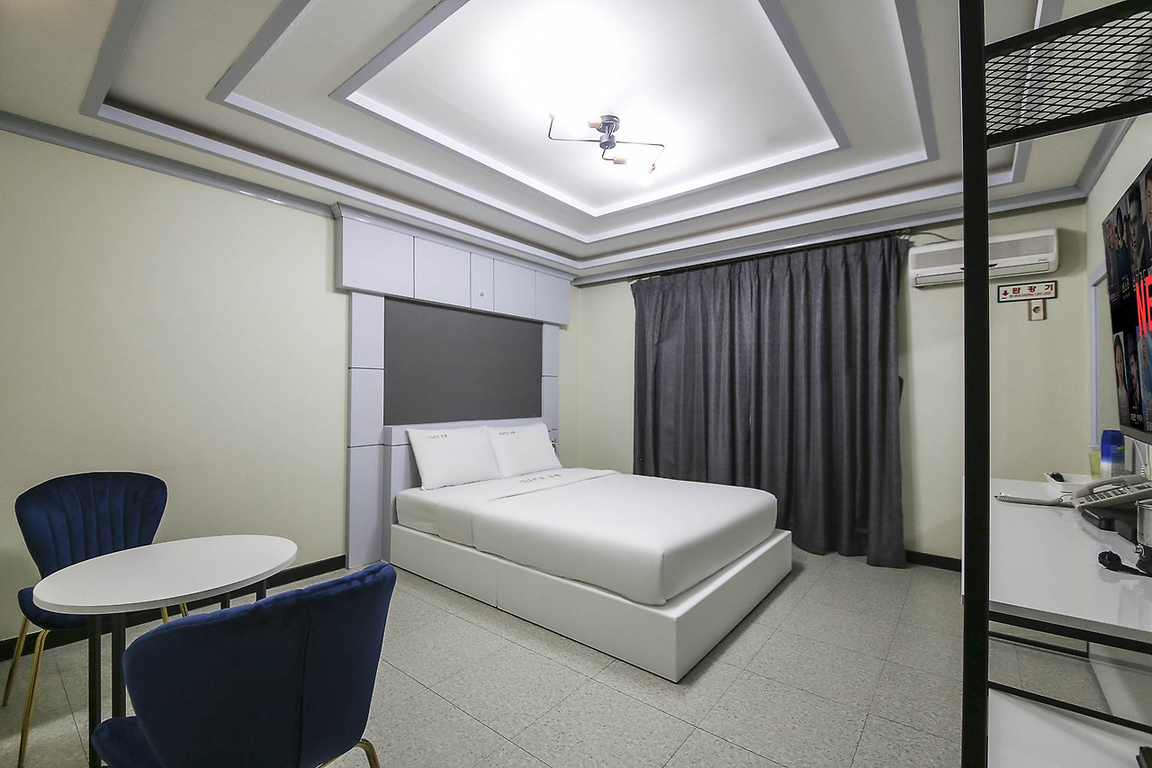 속초모텔 메인3.jpg