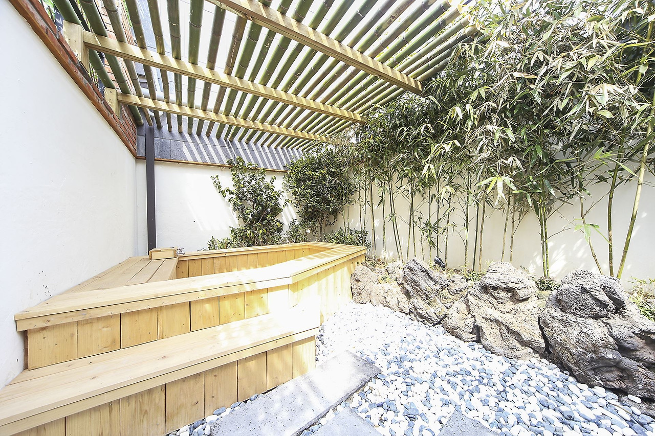 0_국내온천숙소메인 (3).jpg