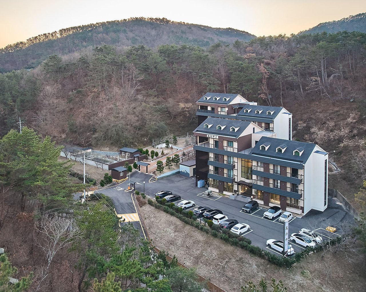 2_토모노야 호텔&료칸 경주 (1).jpg