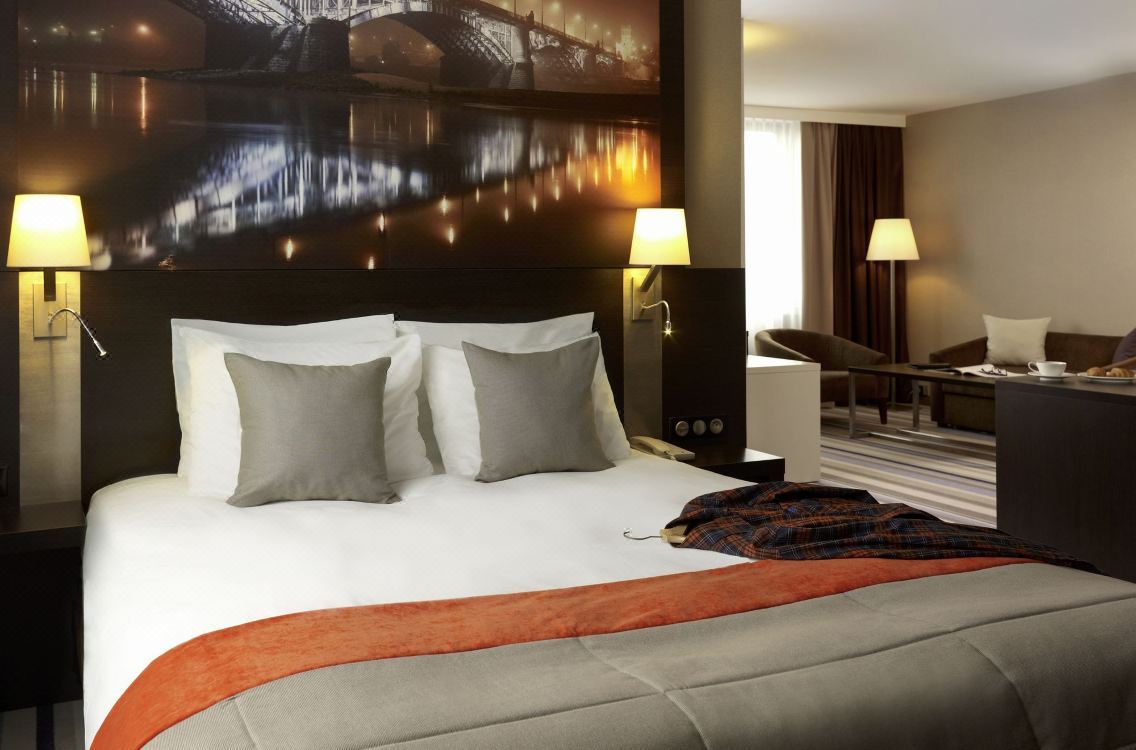 머큐어 바르바샤 센트럼 (6).jpg