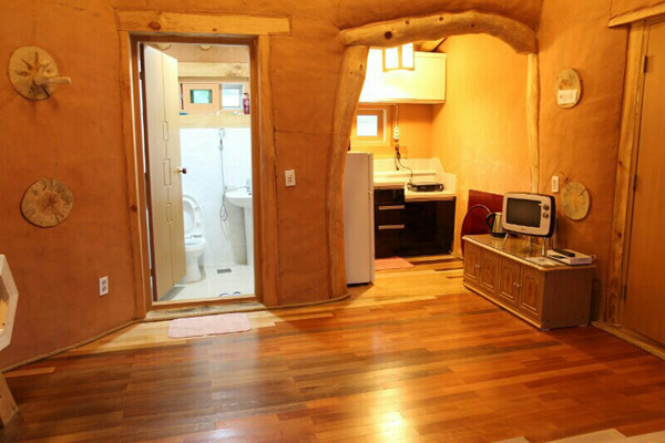 꽃피는산골 펜션 (4).jpg