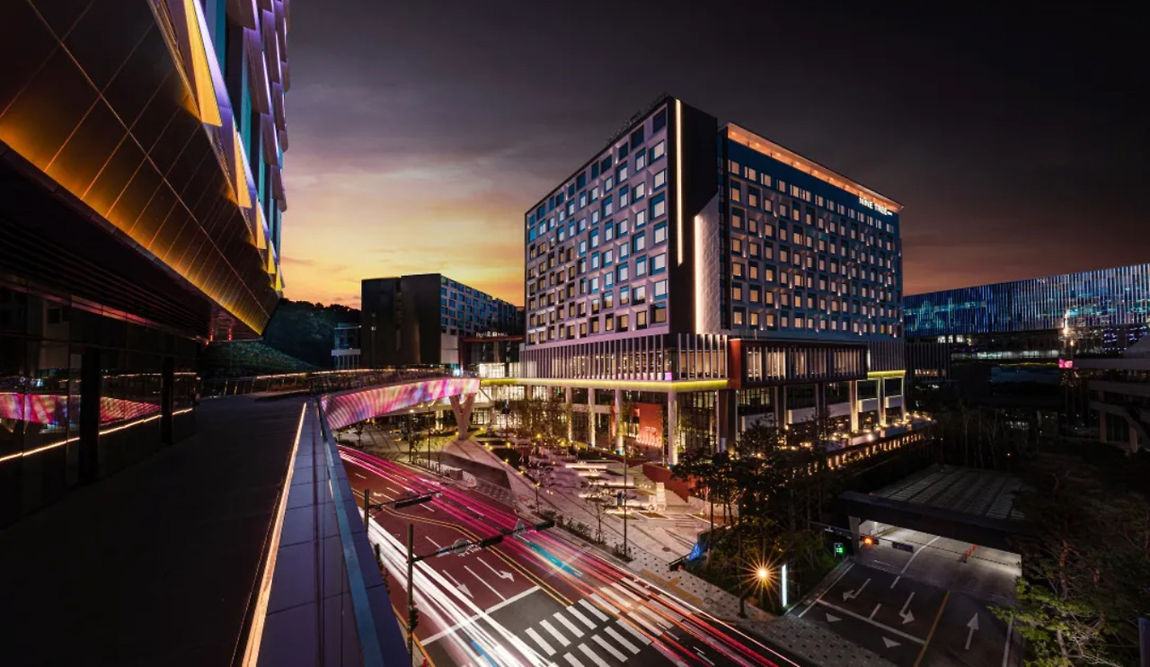 6 ninetreehotels.jpg