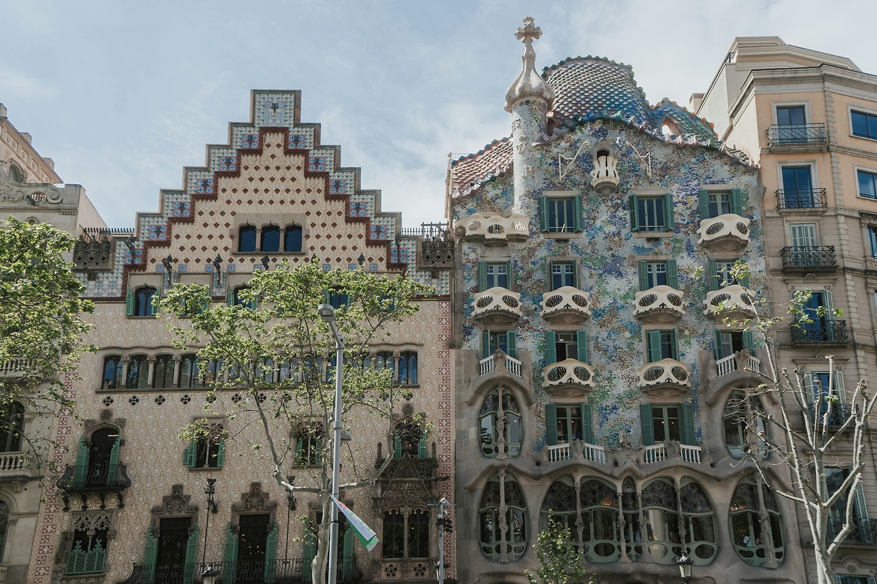 0_바르셀로나호텔 메인 (2).jpg