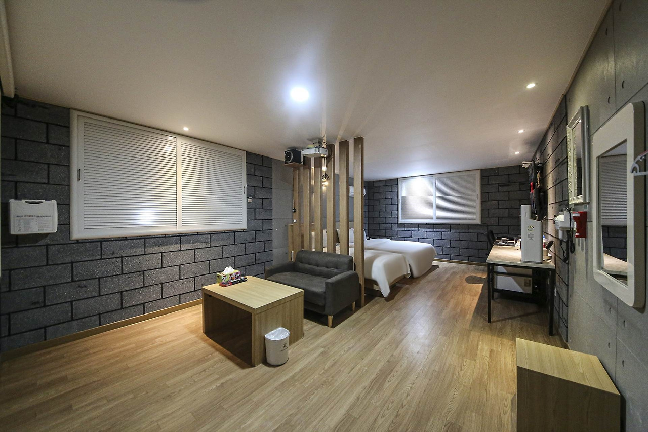 1_논산숙박_논산 리버 모텔 (3).jpg