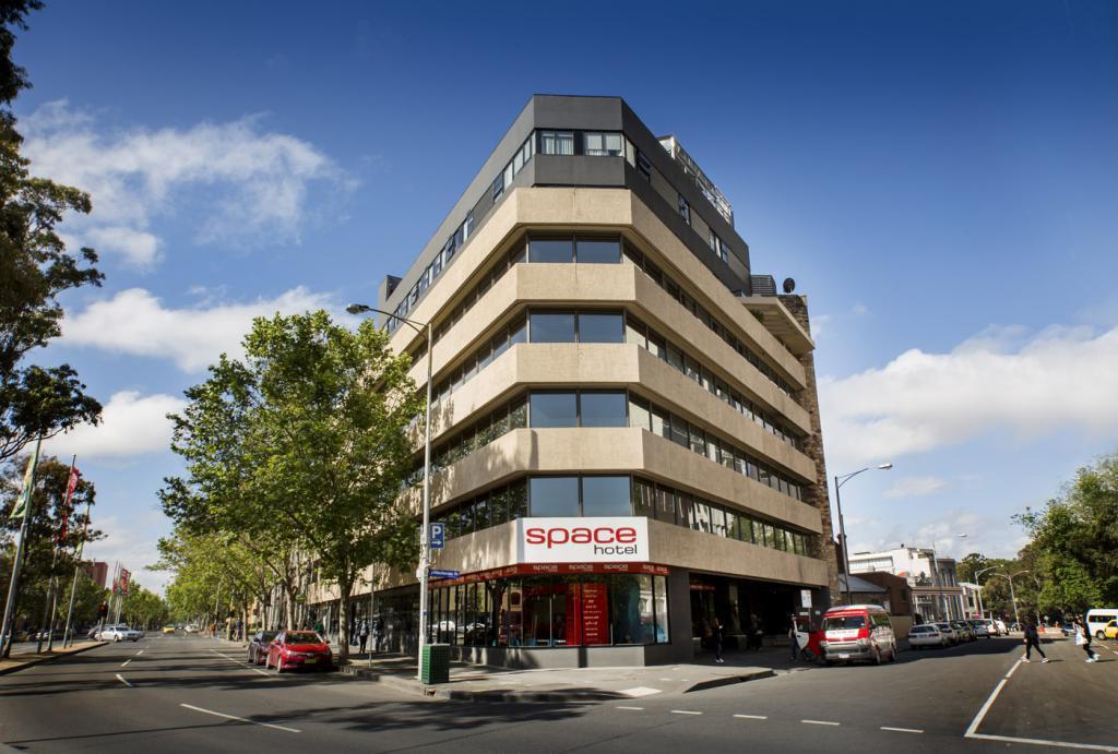 스페이스 호텔 (1).jpg