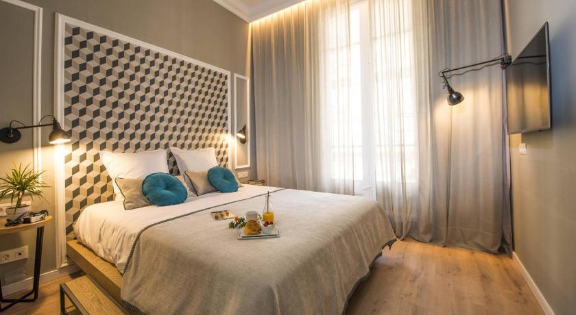 2_바르셀로나 호텔_모자이크 바이 오나 (2).jpg