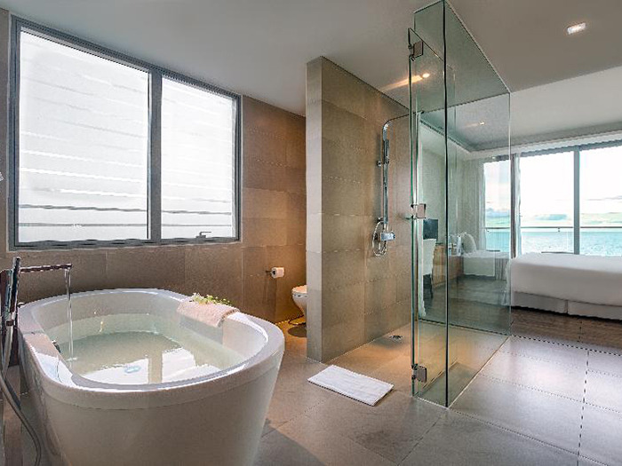 04 다낭 추천숙소 - 아 라 카르테 다 낭 비치.jpg