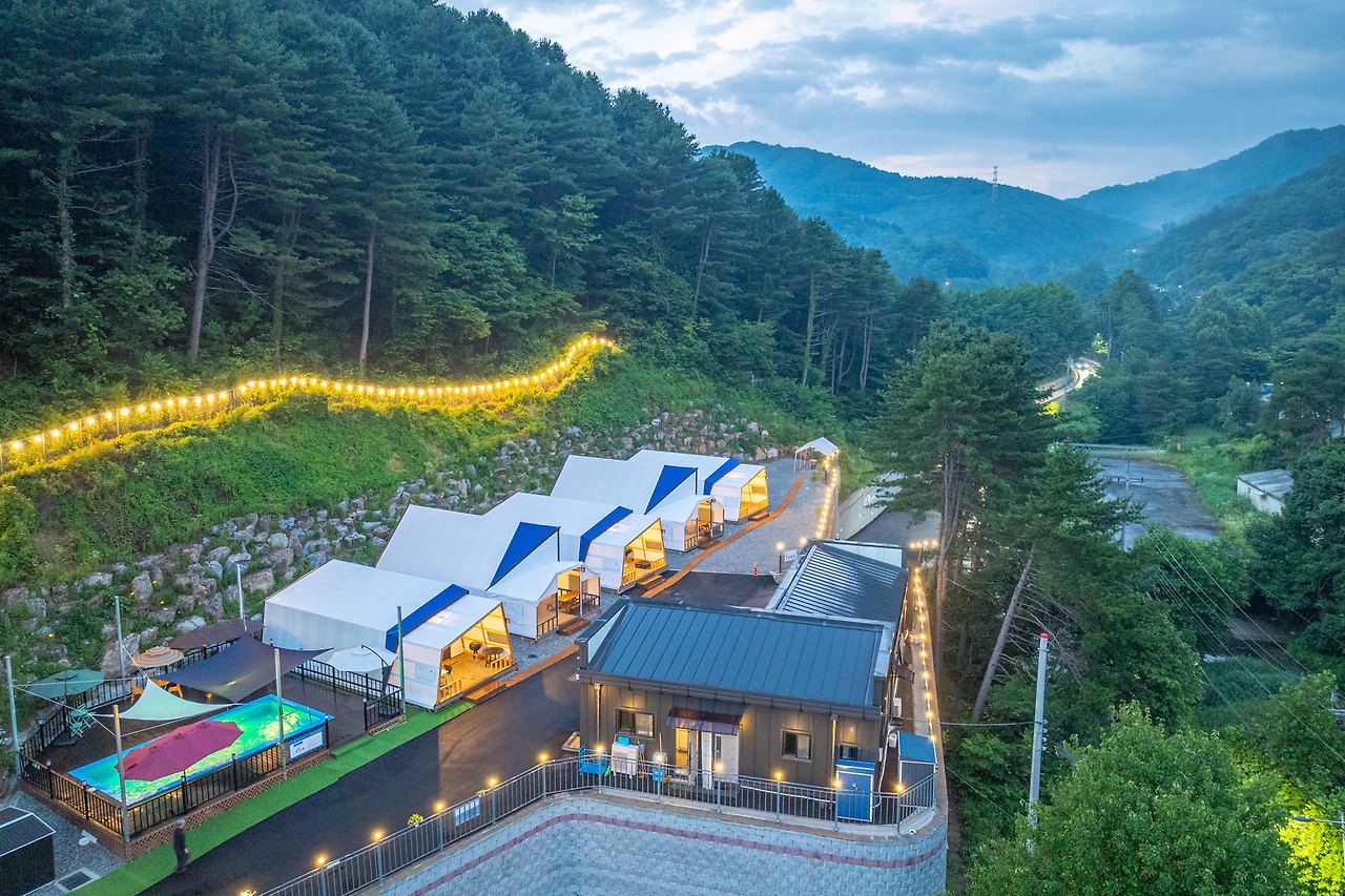 1_남양주 더스타일 글램핑&카라반 (2).jpg