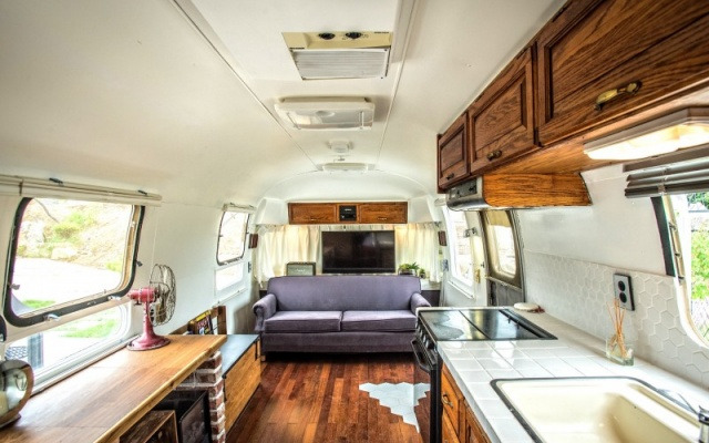 춘천｜아웃오브파크카라반캠핑장 (2).jpg