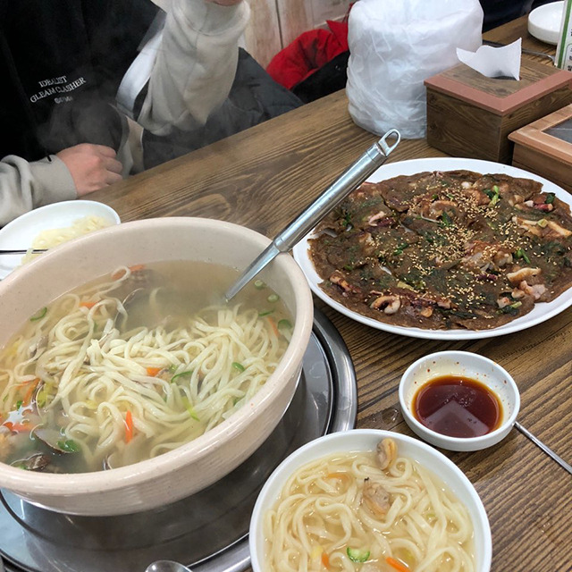 02 칼국수 맛있는집.jpg