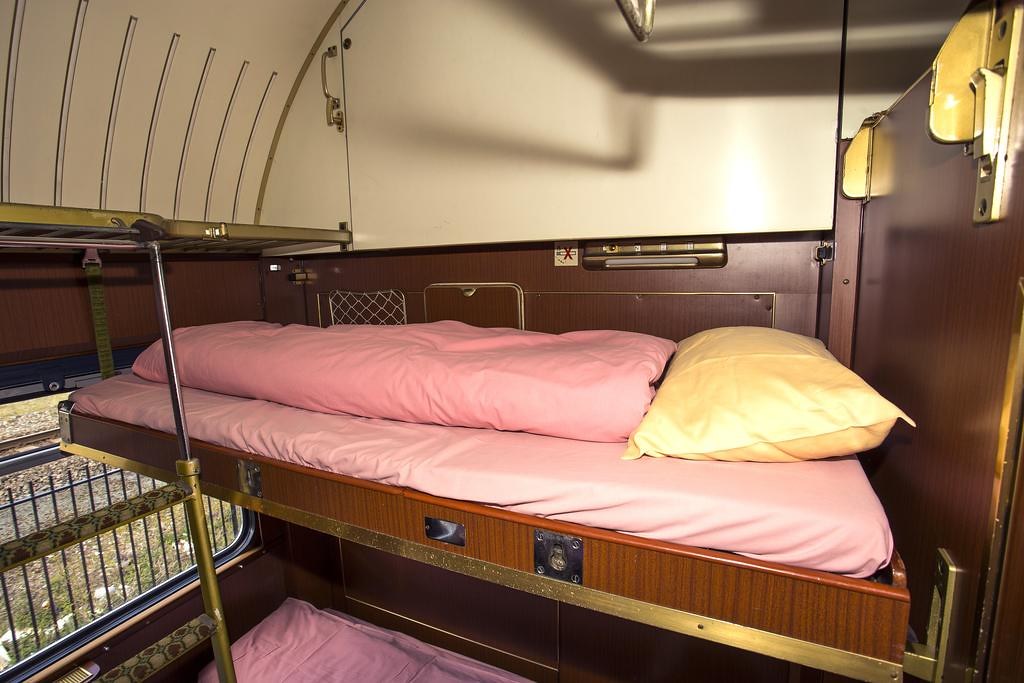 트레인 로지 암스테르담 (3).jpg