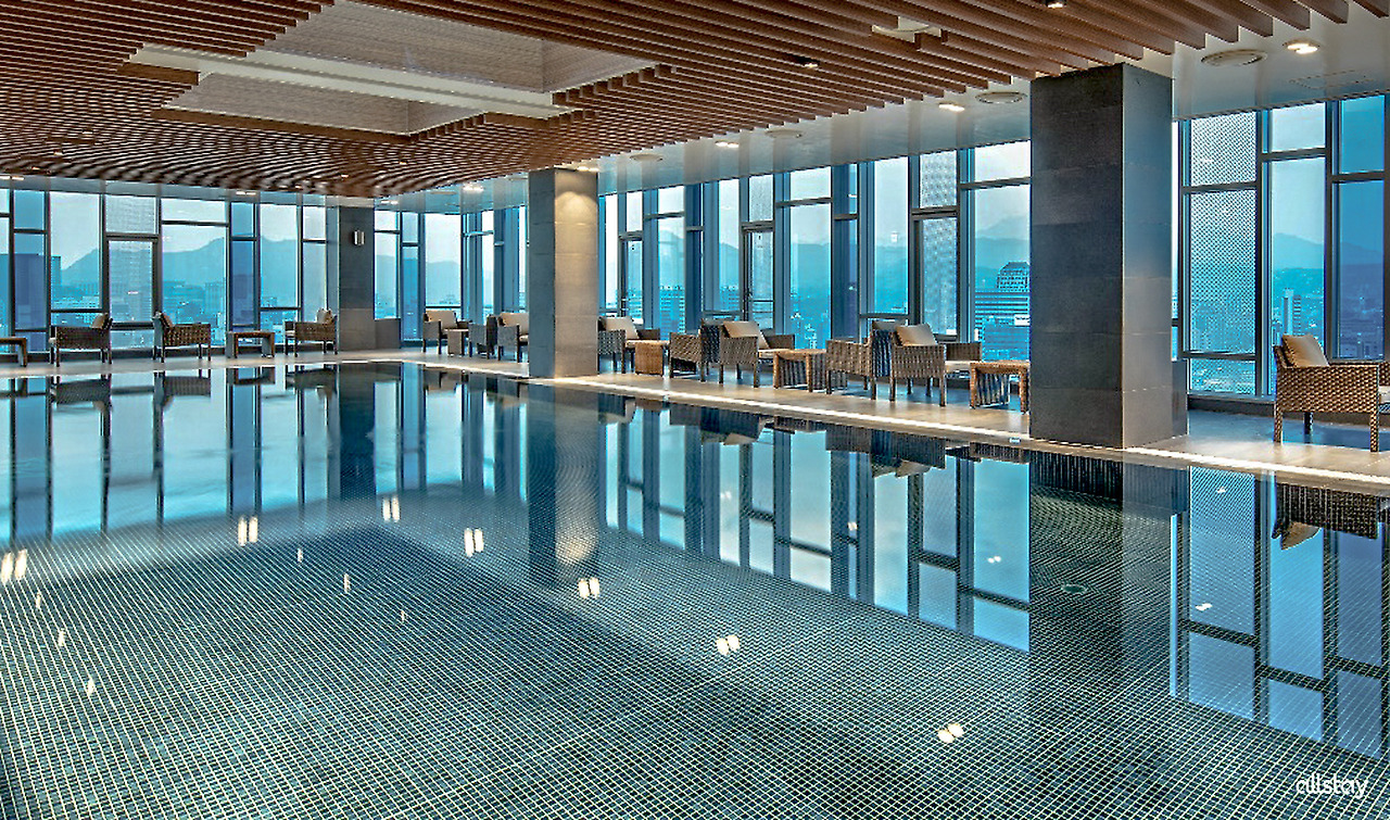 indoorpool_2_20180907170459.jpg