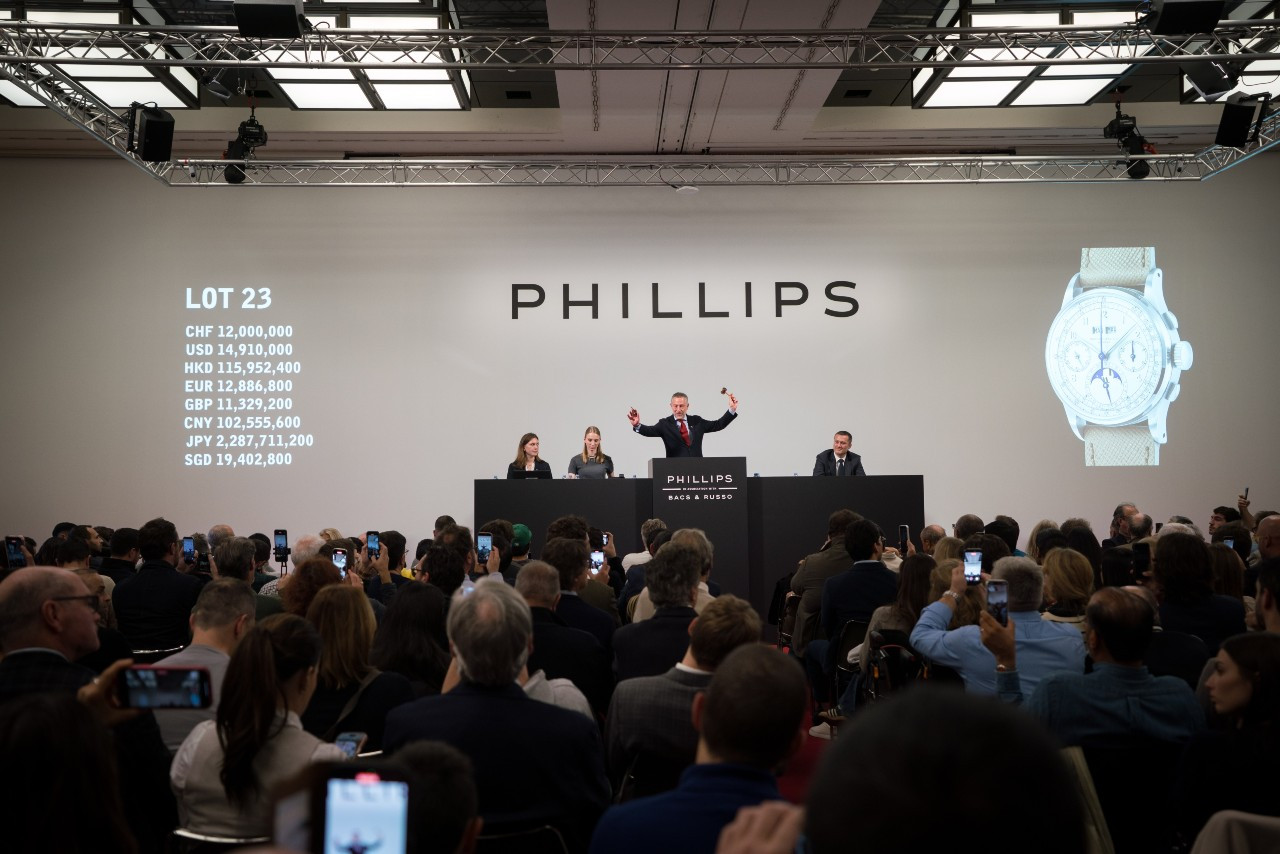 필립스 디케이드 원 경매-썸네일.jpg