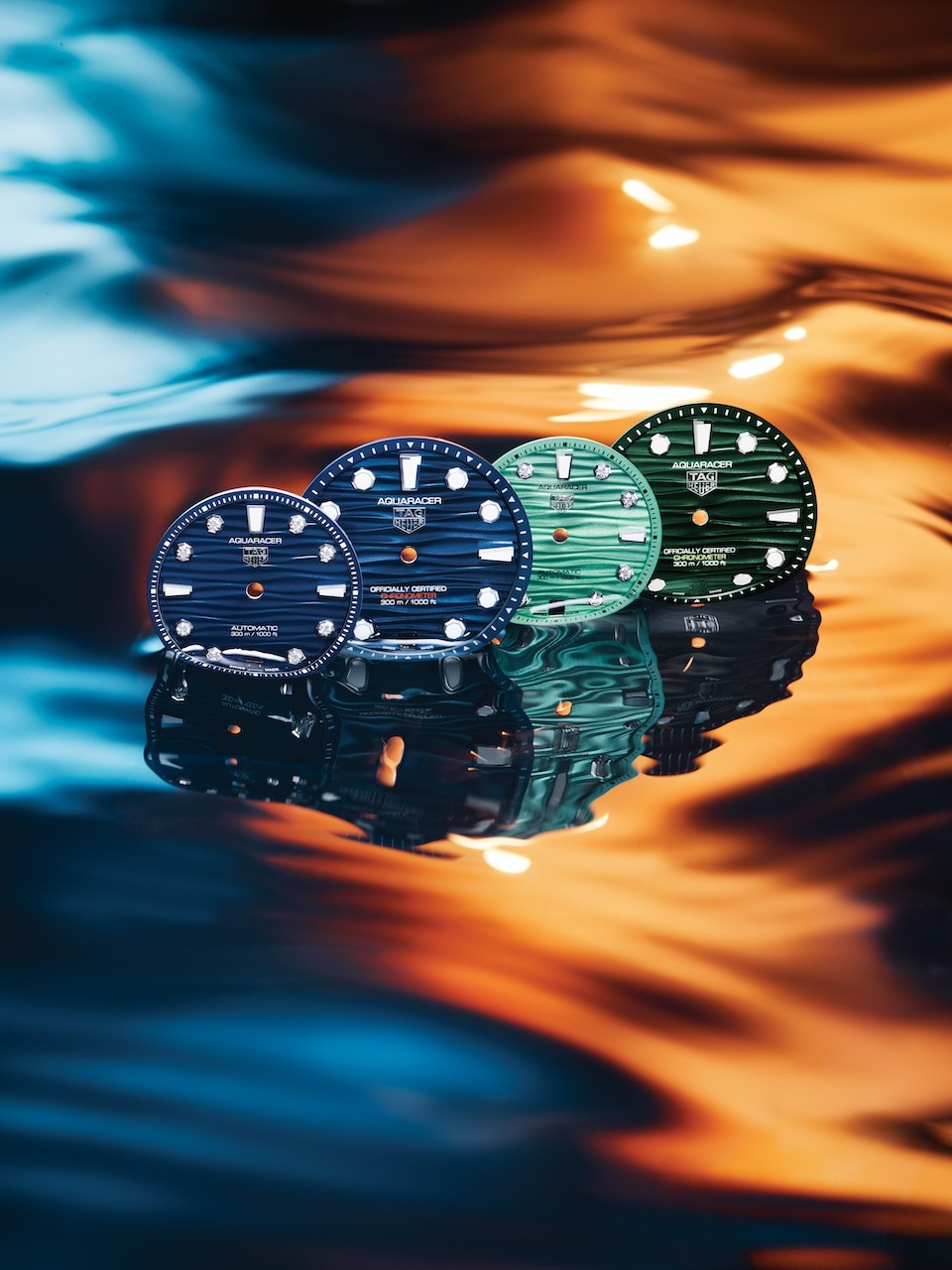 태그호이어 아쿠아레이서 프로페셔널 300 다이얼.jpg