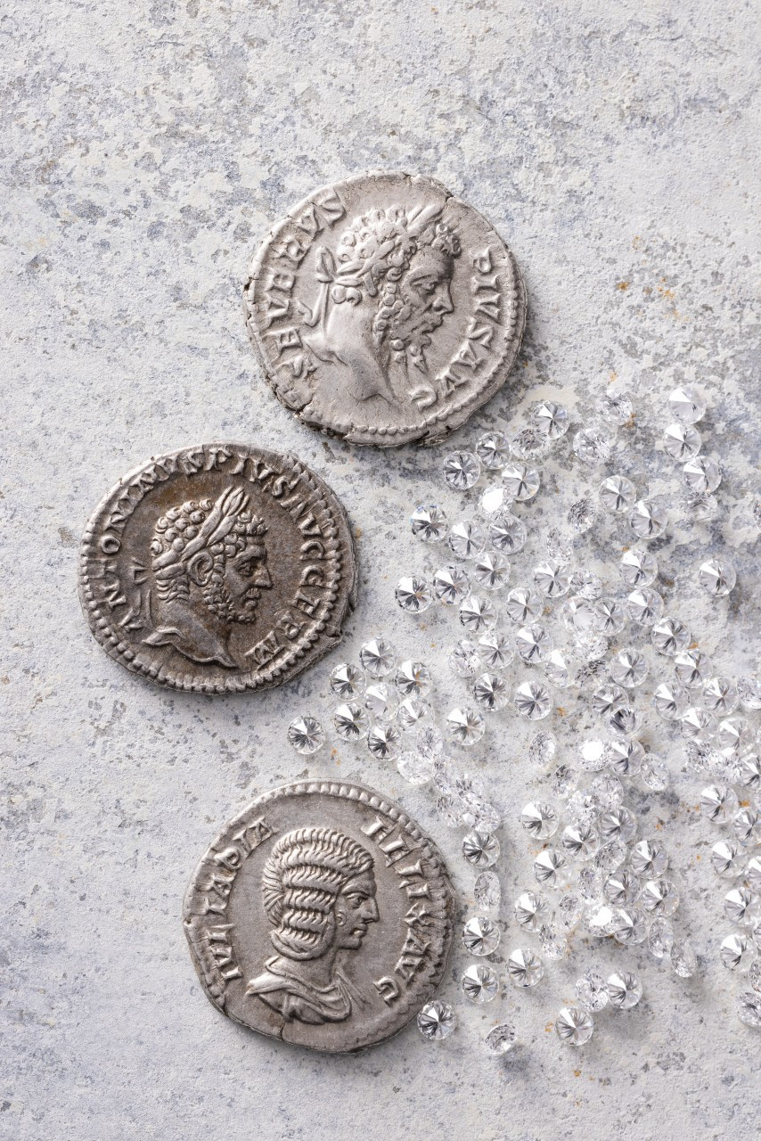 불가리_앤티크 코인.jpg