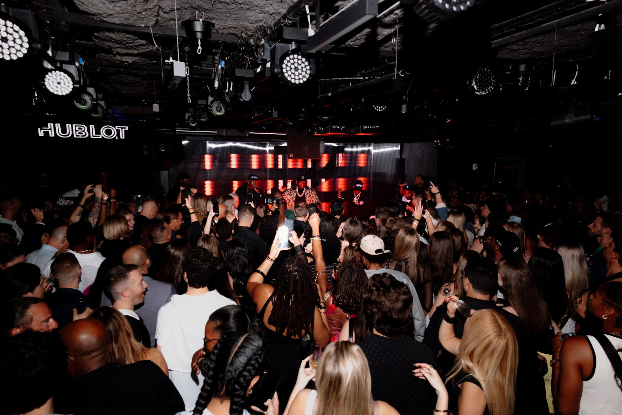 위블로 빅뱅 메카-10 스트리트 아트 (2).jpg