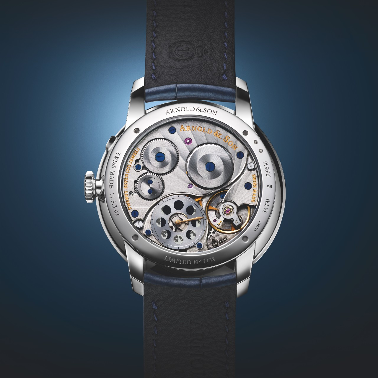 아널드앤손_퍼페추얼 문 41.5 플래티넘_셀레스티얼 블루_백 케이스.jpg