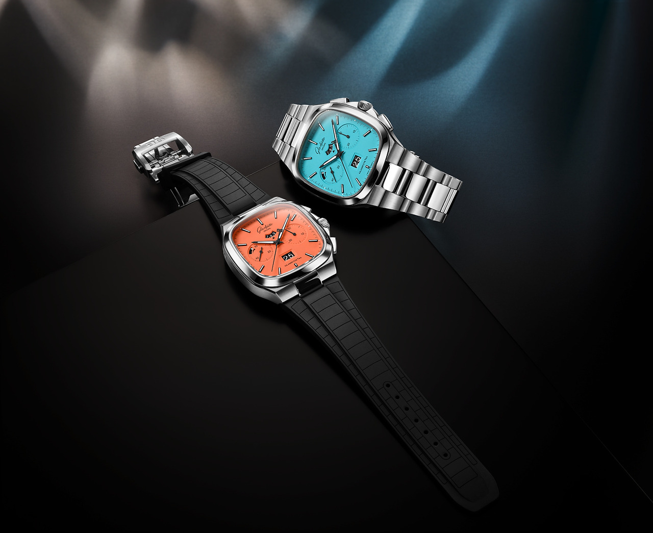 Glashütte Original_1-37-02-10-02-70_1-37-02-11-02-63_Seventies Chronograph Panorama Date_Couple RGB 25cm.jpg