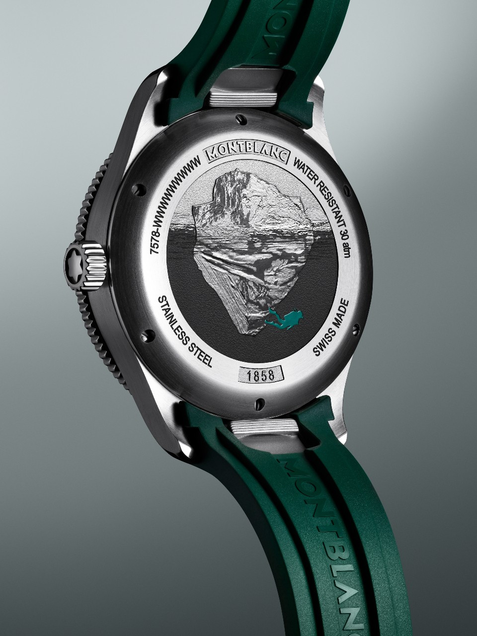 몽블랑_1858 아이스드 씨 오토매틱 데이트_백 케이스_02.jpg