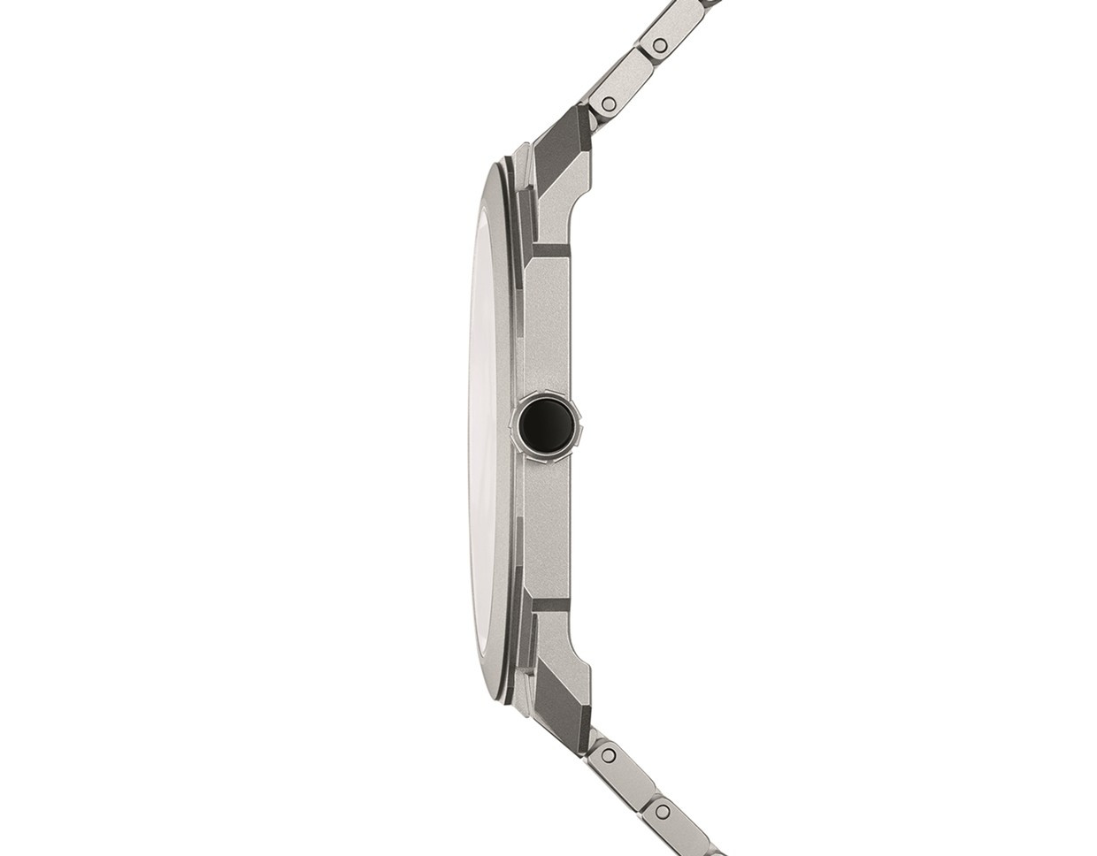 불가리의 울트라-씬 무브먼트가 탑재된_옥토 피니씨모_리미티드 에디션(3).jpg