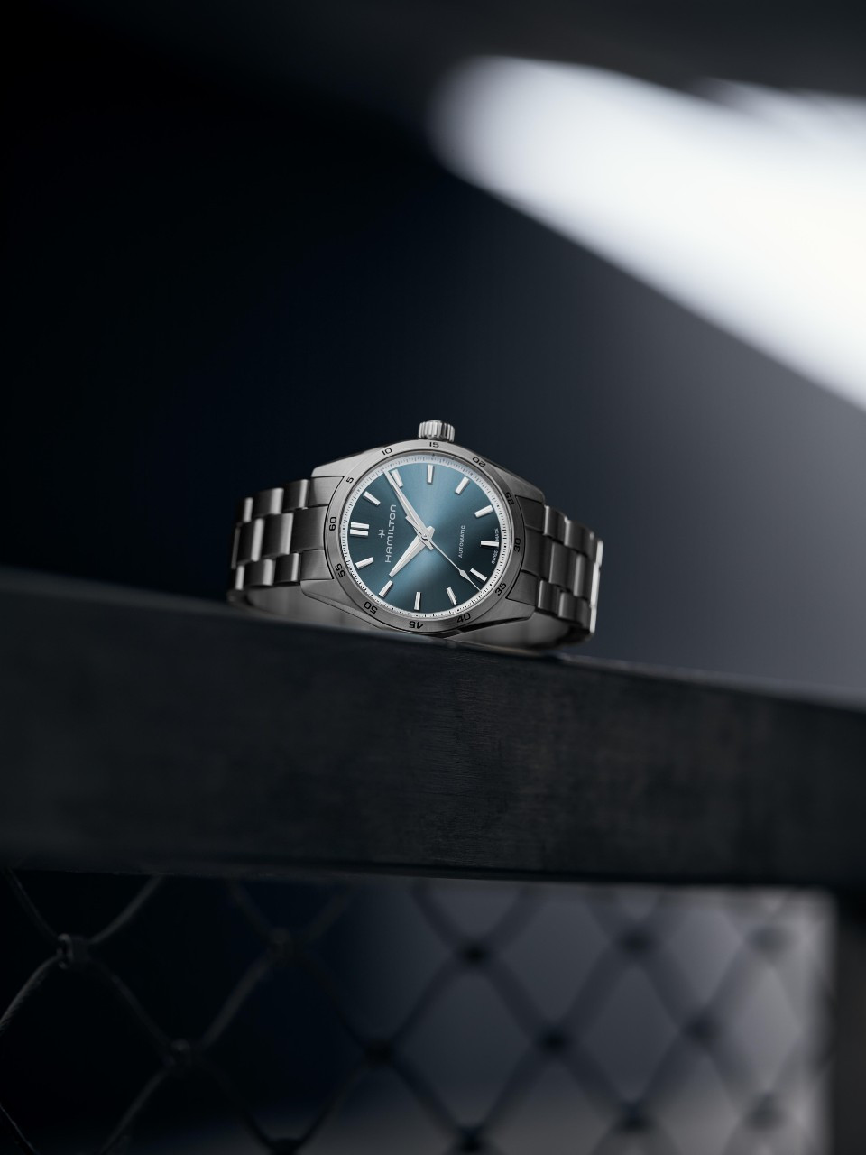 해밀턴_재즈마스터 퍼포머 오토매틱 34mm H36105140.jpg
