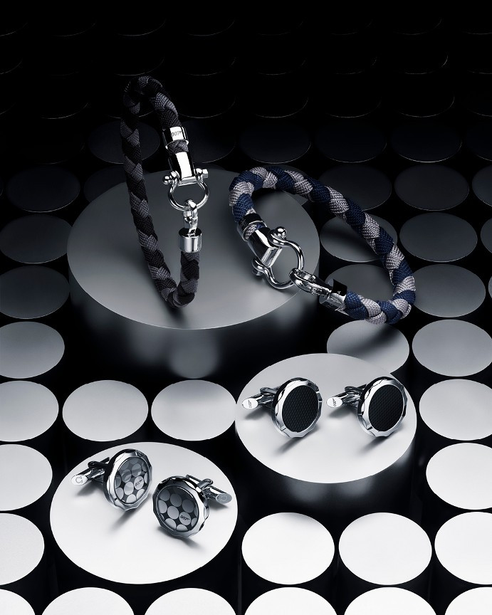 오메가 제임스 본드 60주년 에디션 브레이슬릿.jpg