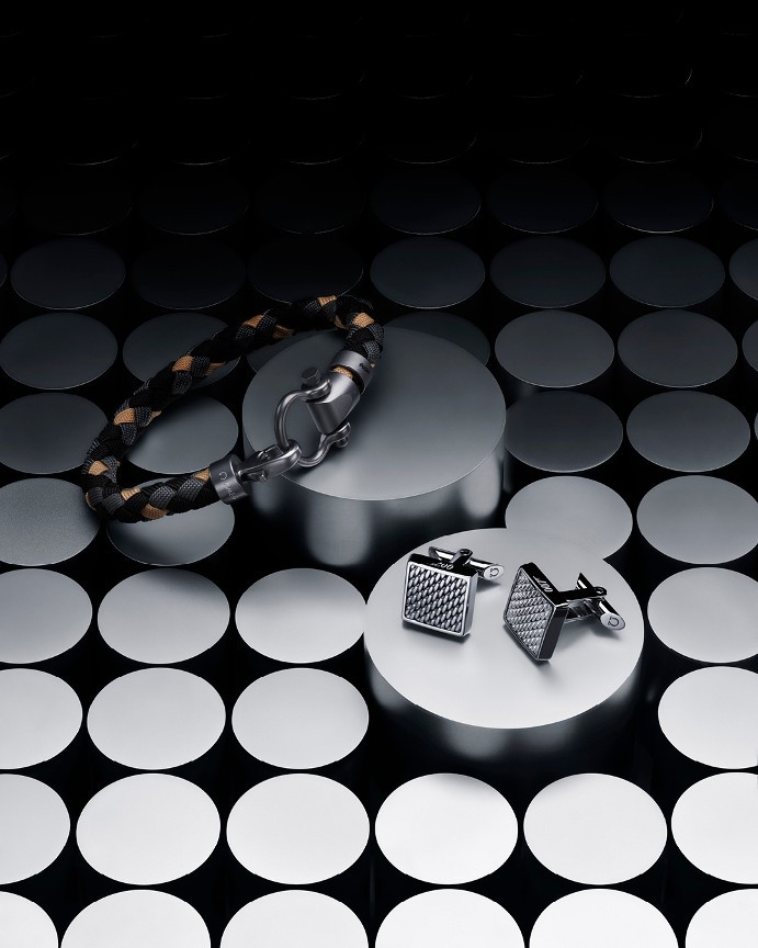 오메가 제임스 본드 악세사리 60주년 에디션.jpg