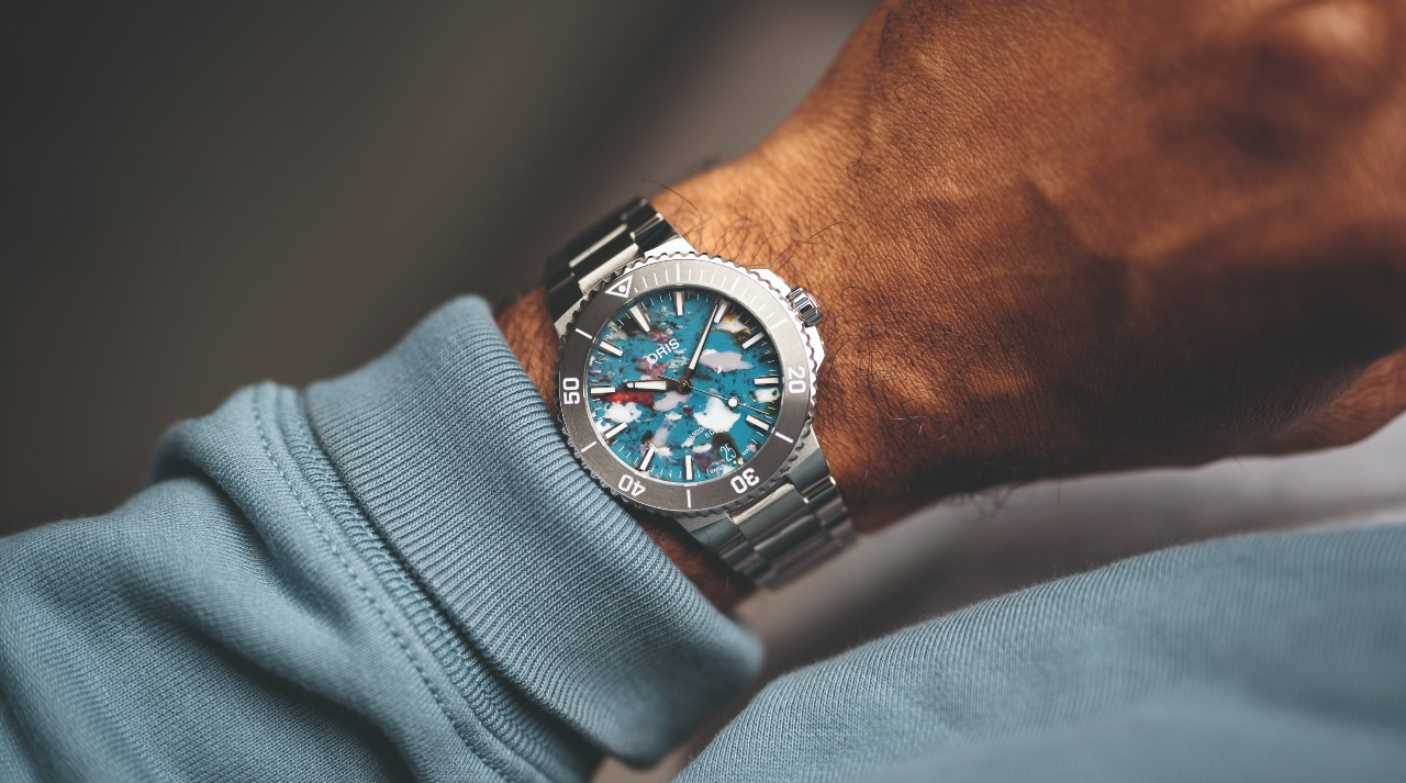 01 400 7790 4150-07 8 23 02PEB - Aquis Date Upcycle Calibre 400 - 43.50 mm.jpg