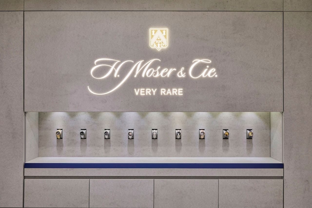 H. Moser & Cie Galleria 040.jpg