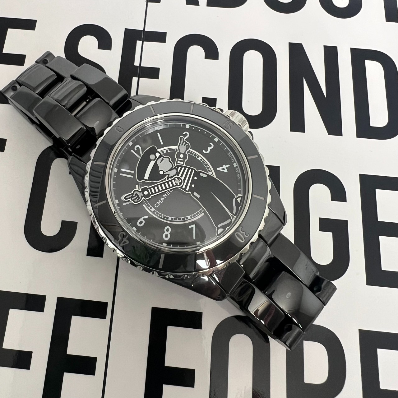 샤넬 마드모아젤 J12 라 파우자 _08.jpg