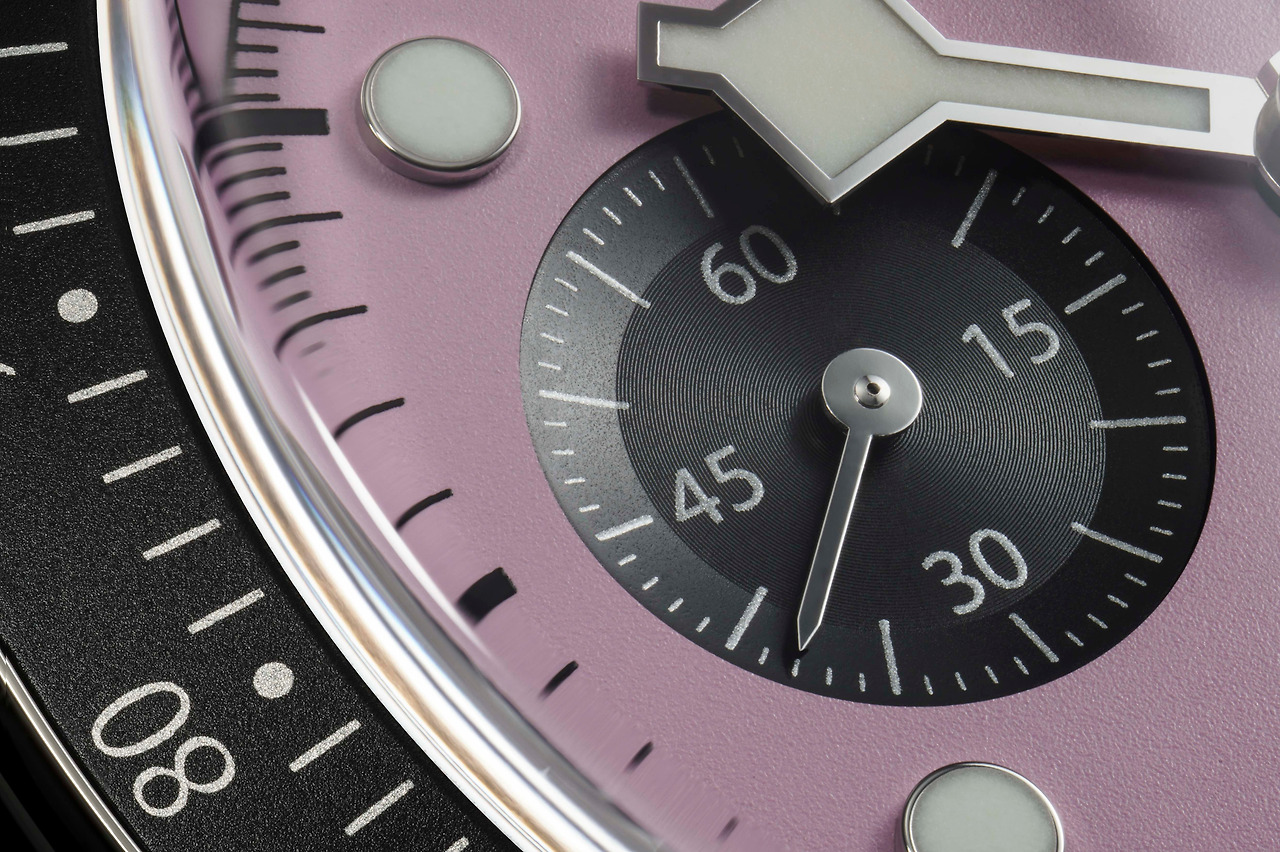 Black Bay Chrono Pink_003_HR.jpg