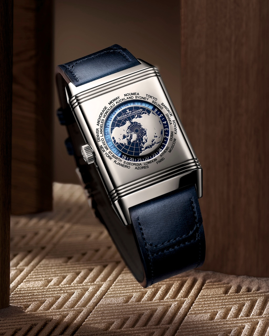 예거 르쿨트르 리베르소 트리부트 지오그래픽 (7).jpg