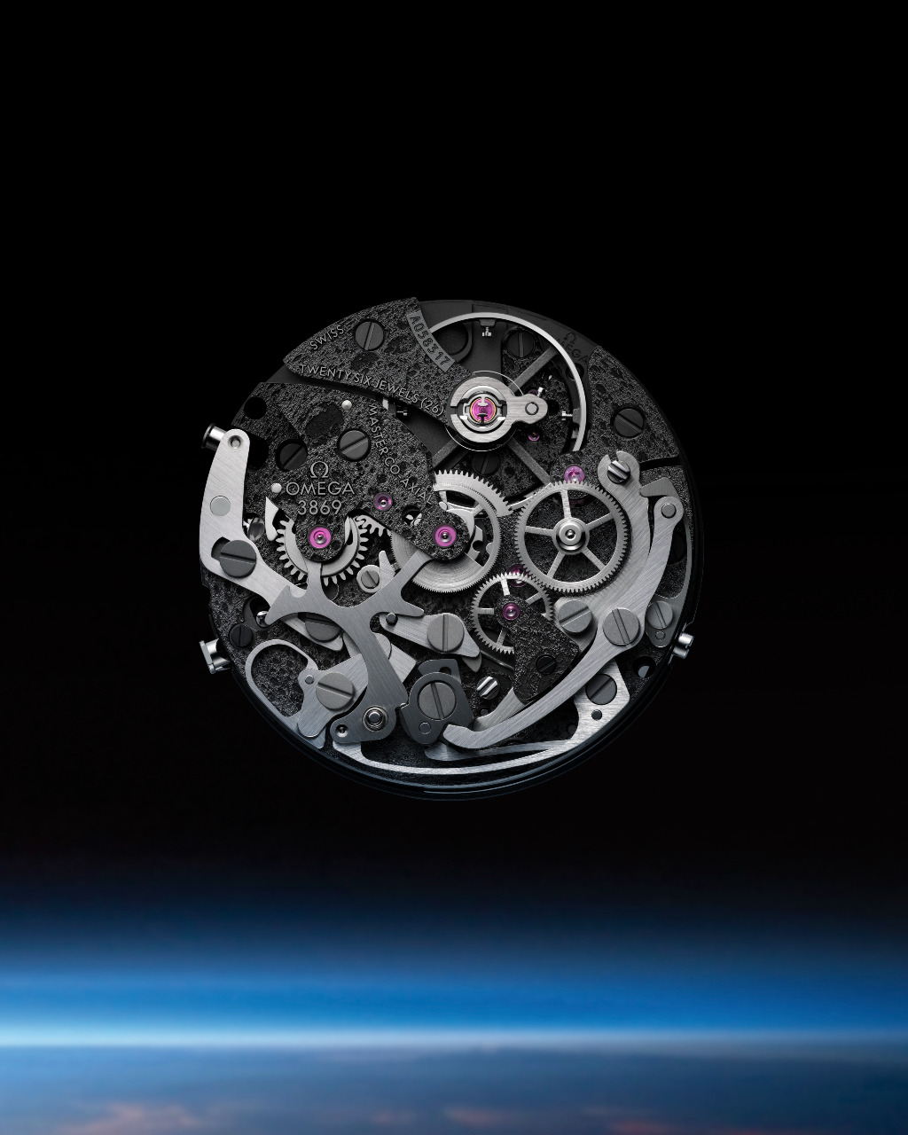 오메가 스피드마스터 다크 사이드 오브 더 문 아폴로 8 (8).jpg