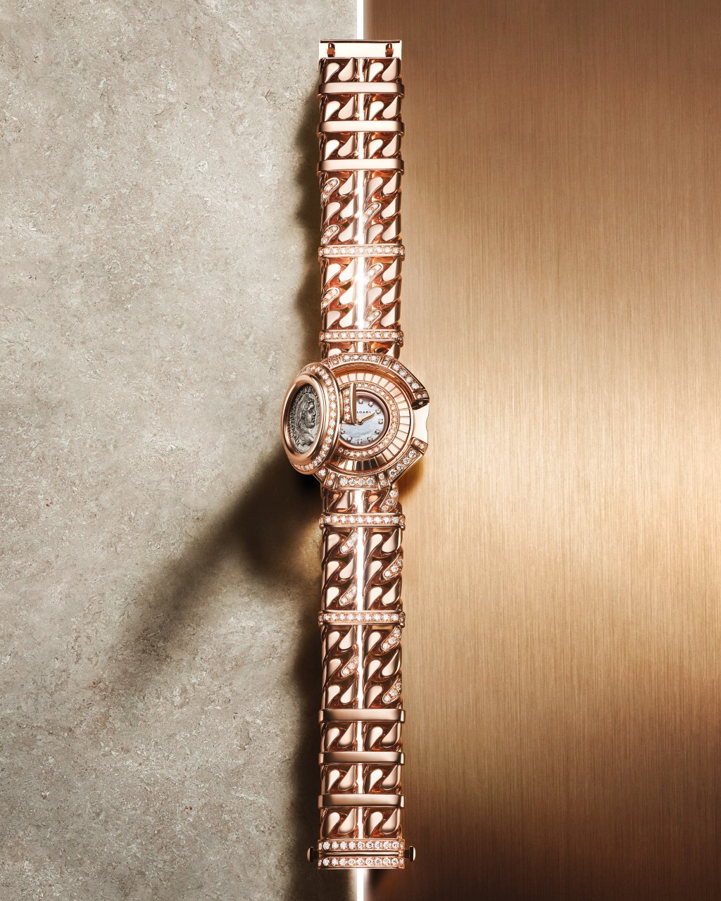 불가리 모네떼 카테네 시크릿 워치_타임 온리 모델_02.jpg