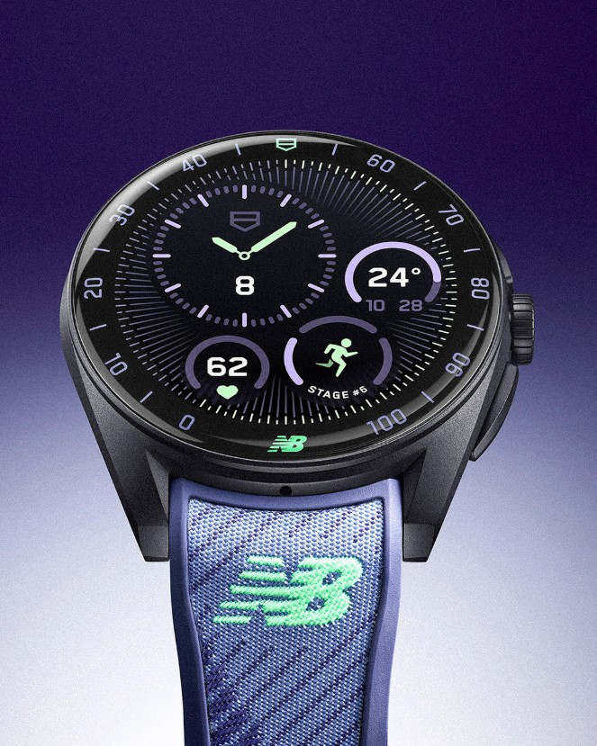 태그호이어 커넥티드 칼리버 E5 x 뉴발란스 (4).jpg