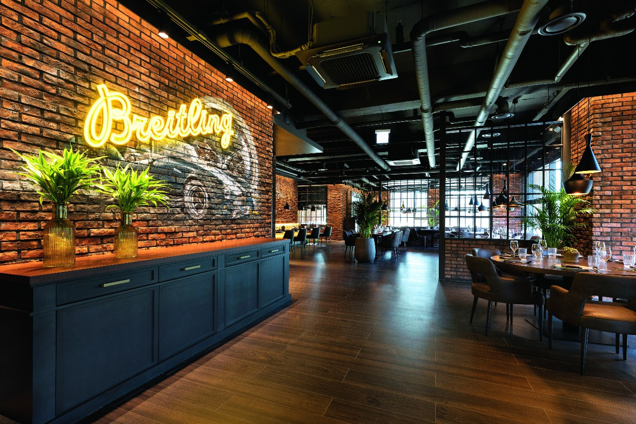 2층 브라이틀링 레스토랑 홀.jpg